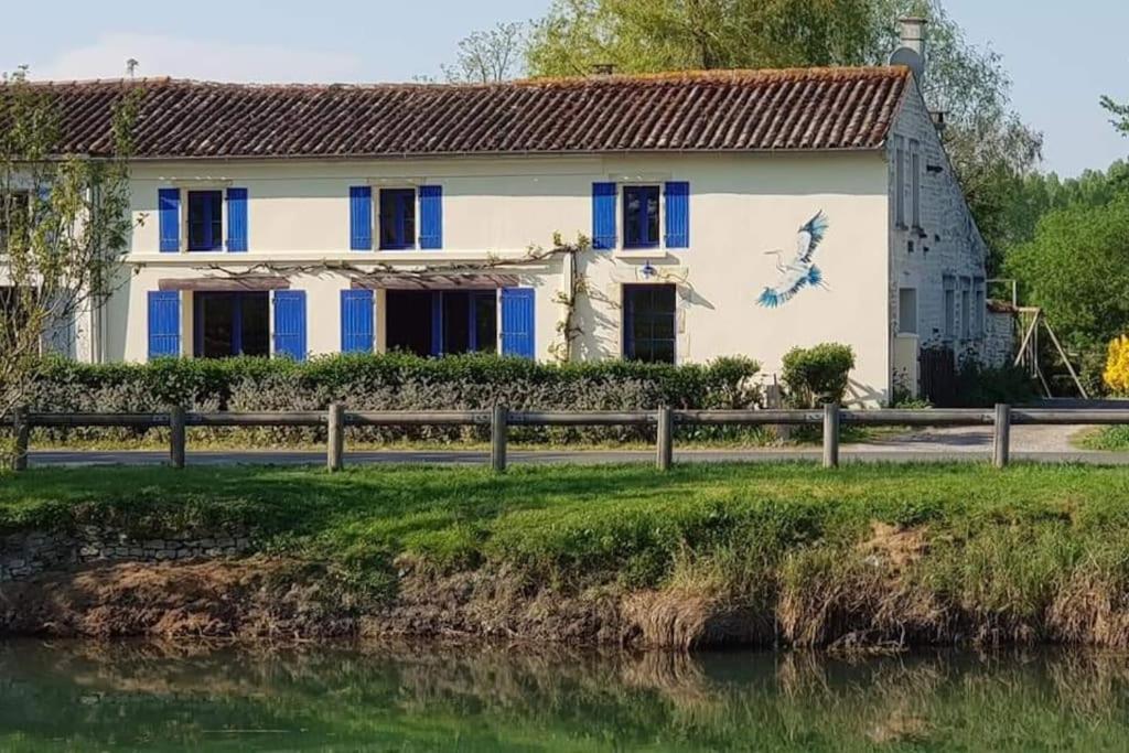 Le logis du héron Coulon Esterno foto